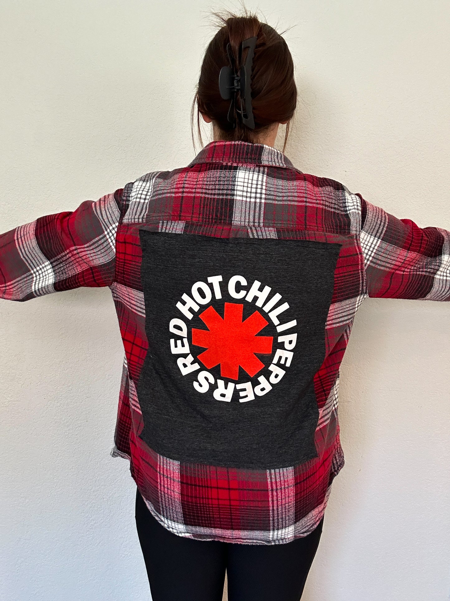 Red Hot Chili Peppers - Large